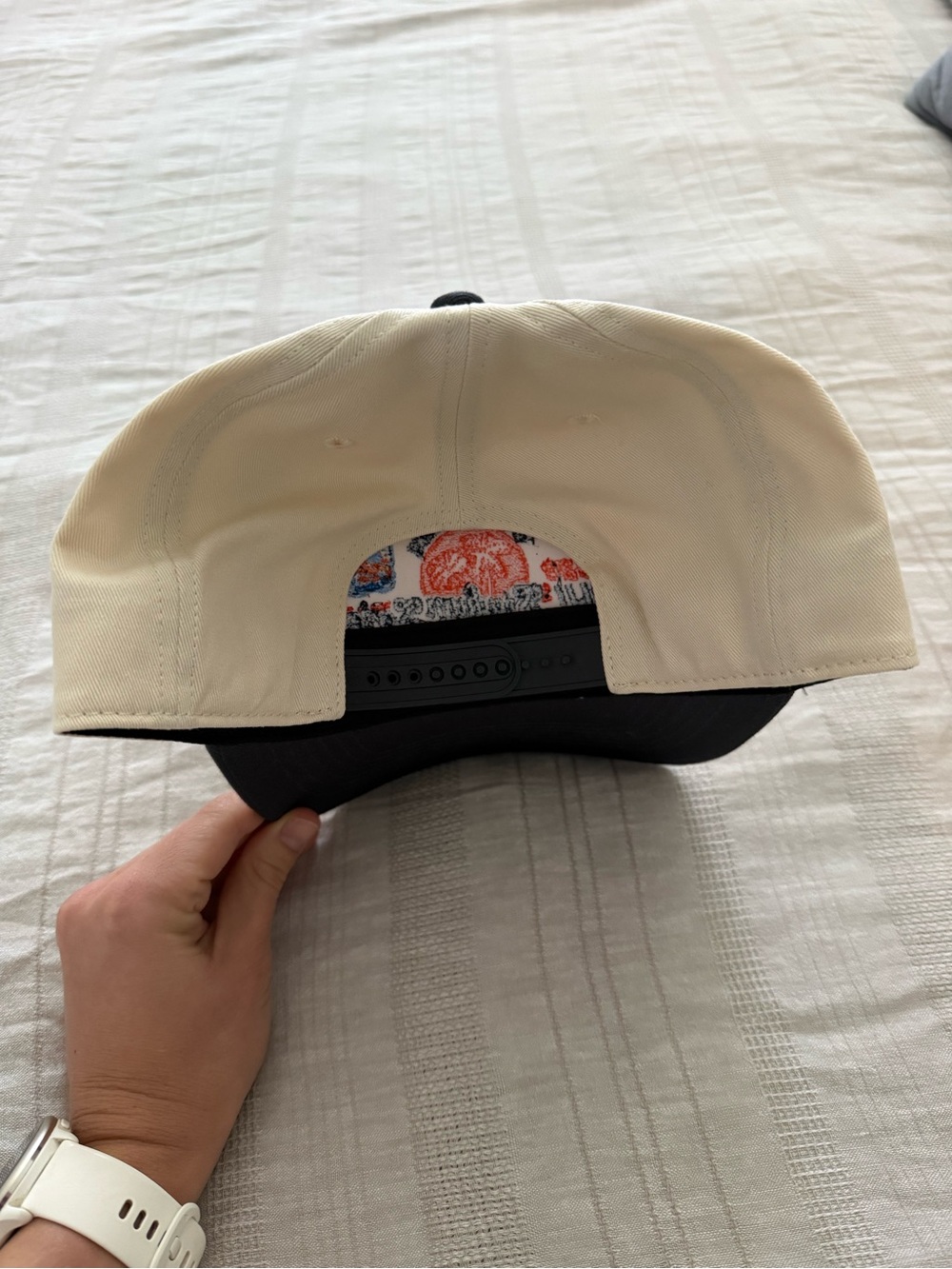 ‘47 NHL Stadium Series 2026 Tampa Bay White and Navy Hat - Picture 2 of 5